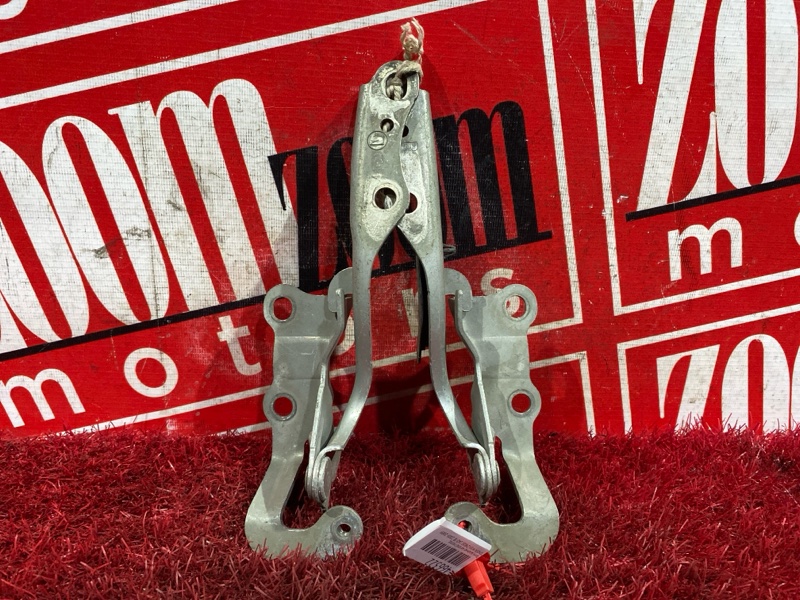 Петля (Шарнир капота), 400 рублей, Красноярск