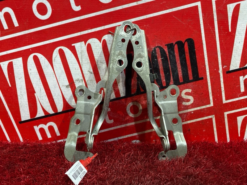 Петля (Шарнир капота), 600 рублей, Красноярск