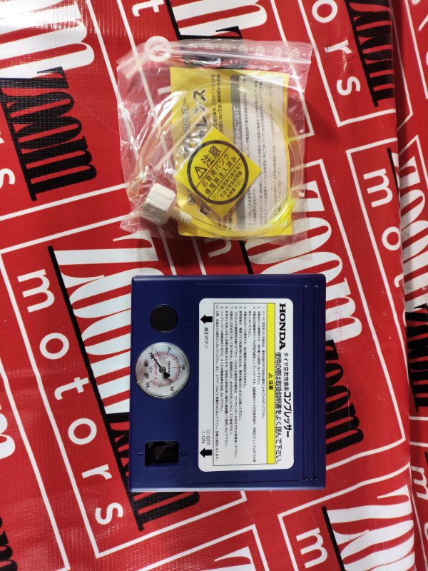 Компрессор подкачки колес, 2400 рублей, Красноярск