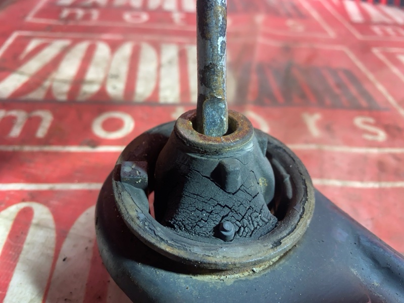 Рычаг подвески нижний, 1600 рублей, Красноярск