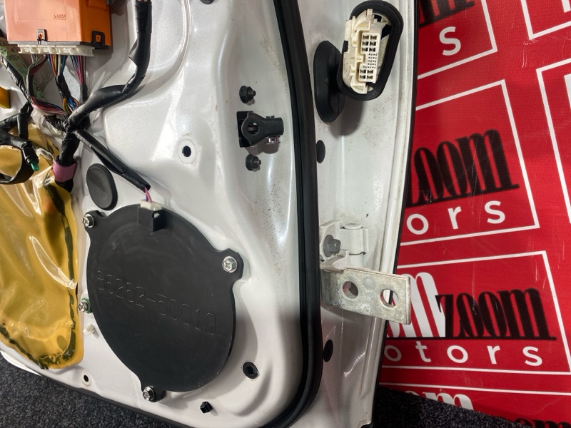 Дверь боковая, 14300 рублей, Красноярск