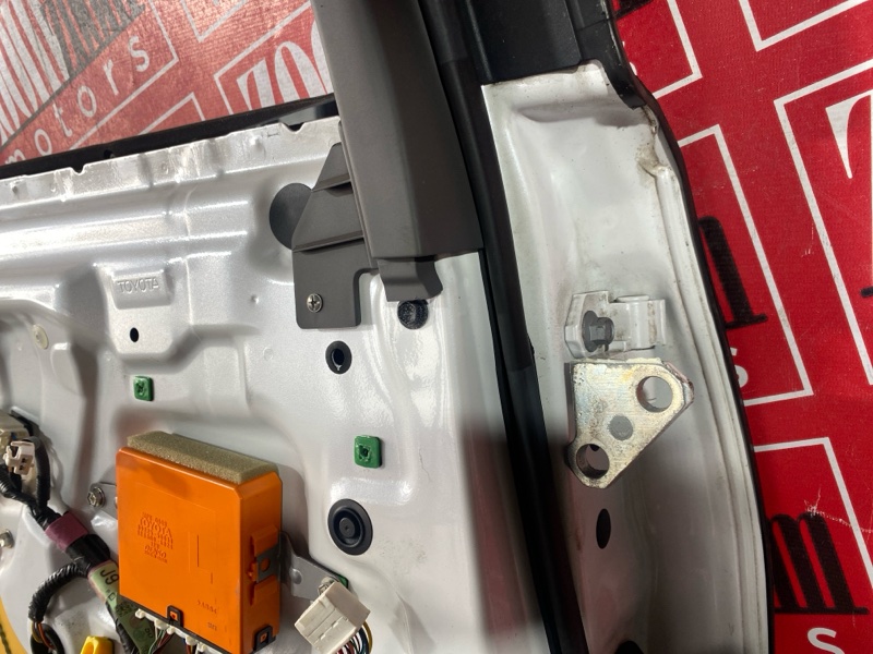 Дверь боковая, 14300 рублей, Красноярск