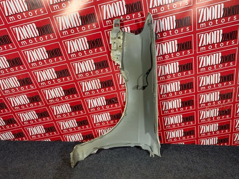 Крыло, 7600 рублей, Красноярск