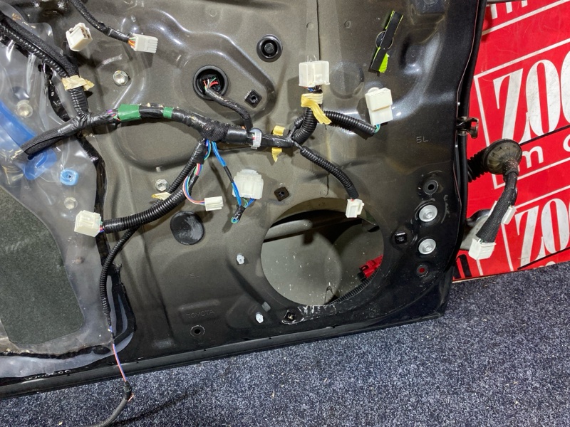 Дверь боковая, 11400 рублей, Красноярск