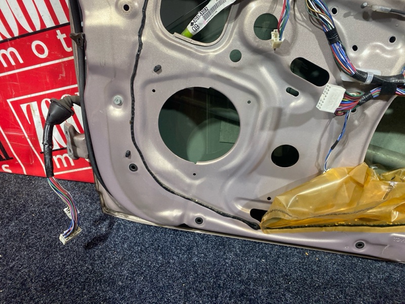 Дверь боковая, 6200 рублей, Красноярск