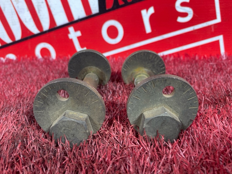 Болт развальный, 500 рублей, Красноярск