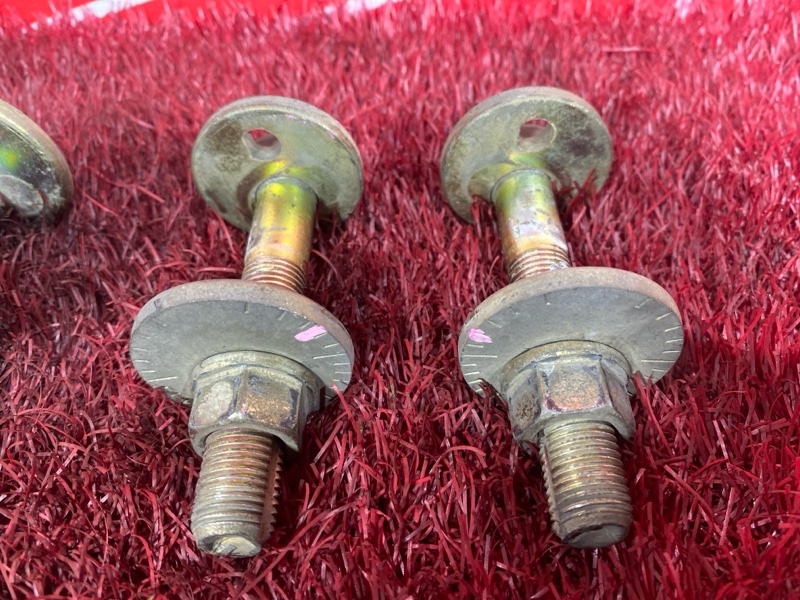 Болт развальный, 2300 рублей, Красноярск