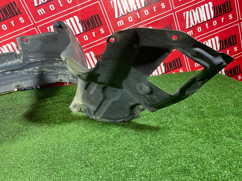 Подкрылок, 1200 рублей, Красноярск