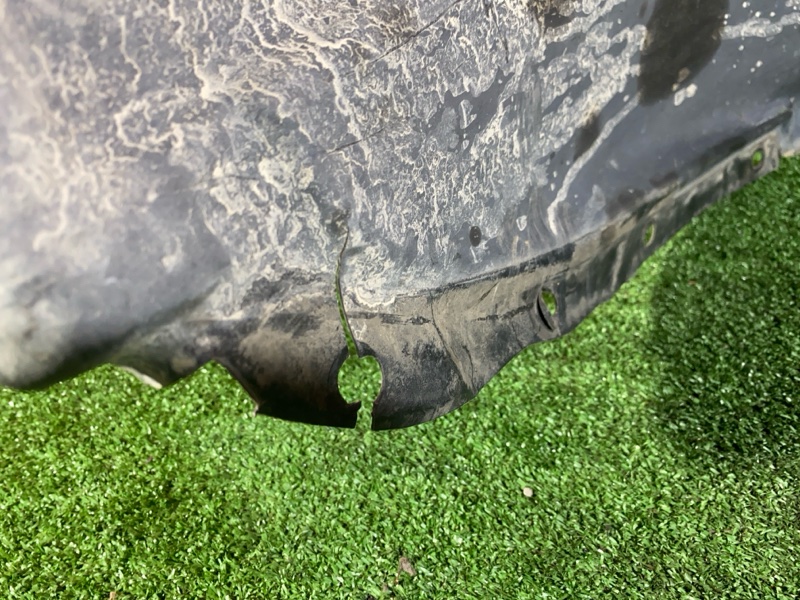 Подкрылок, 1200 рублей, Красноярск