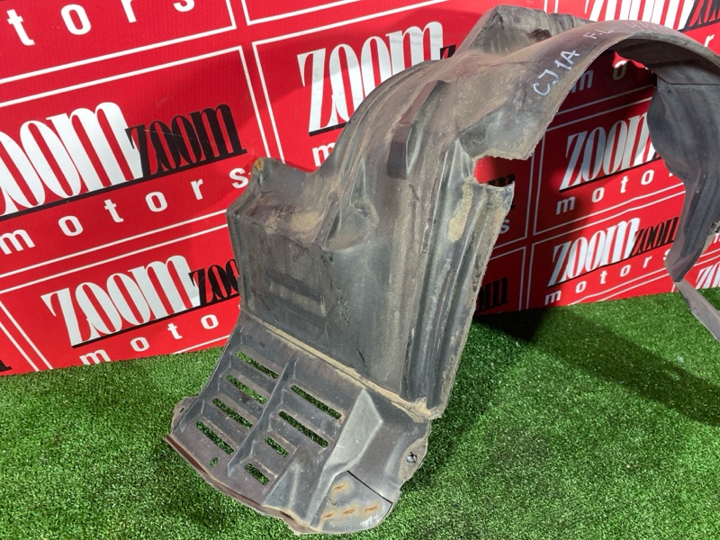 Подкрылок, 2400 рублей, Красноярск