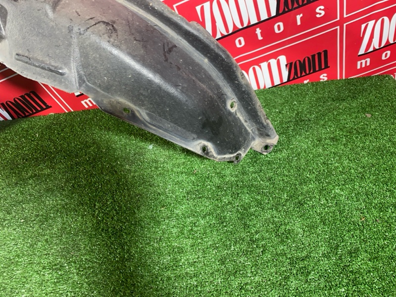 Подкрылок, 200 рублей, Красноярск