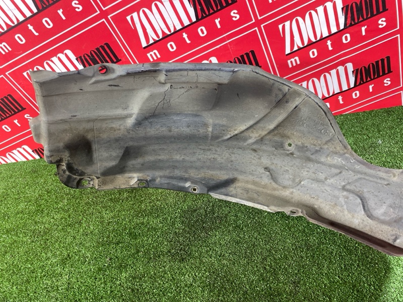 Подкрылок, 2700 рублей, Красноярск