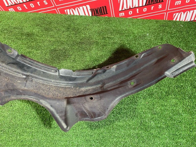 Подкрылок, 500 рублей, Красноярск