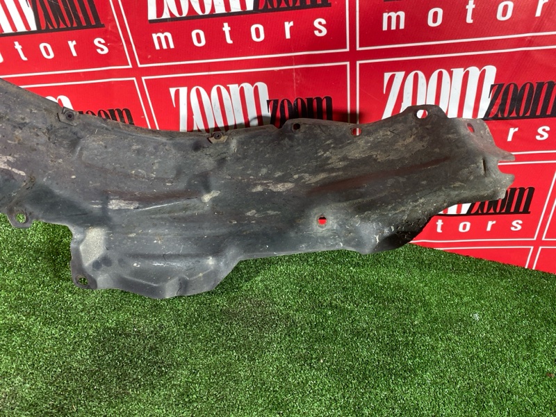 Подкрылок, 300 рублей, Красноярск