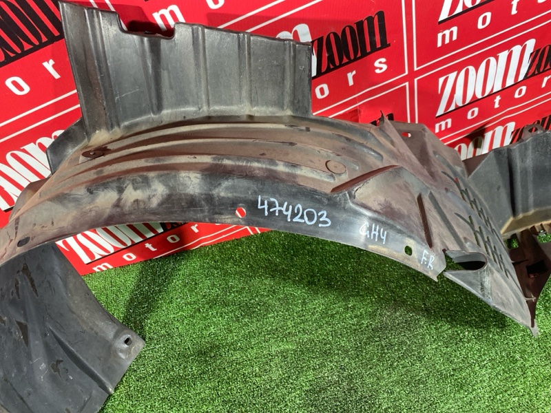 Подкрылок, 300 рублей, Красноярск