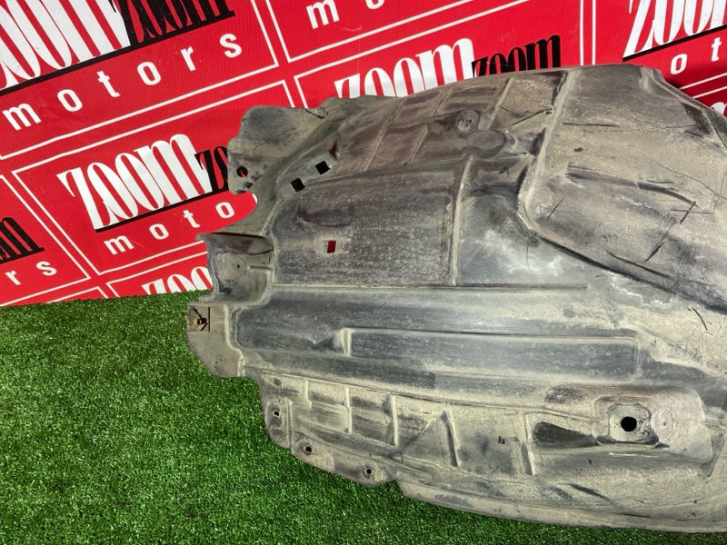 Подкрылок, 2400 рублей, Красноярск