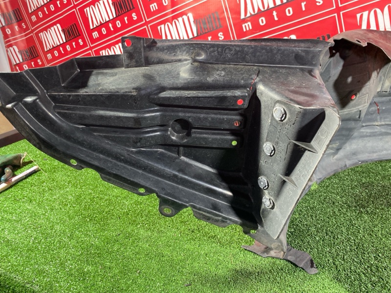 Подкрылок, 1500 рублей, Красноярск