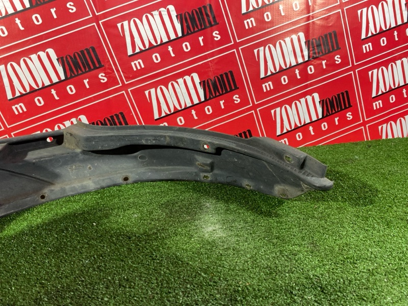 Подкрылок, 500 рублей, Красноярск