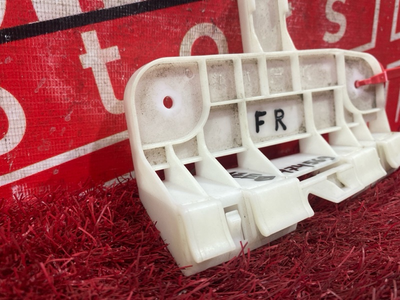 Клипса крепления фары, 1500 рублей, Красноярск