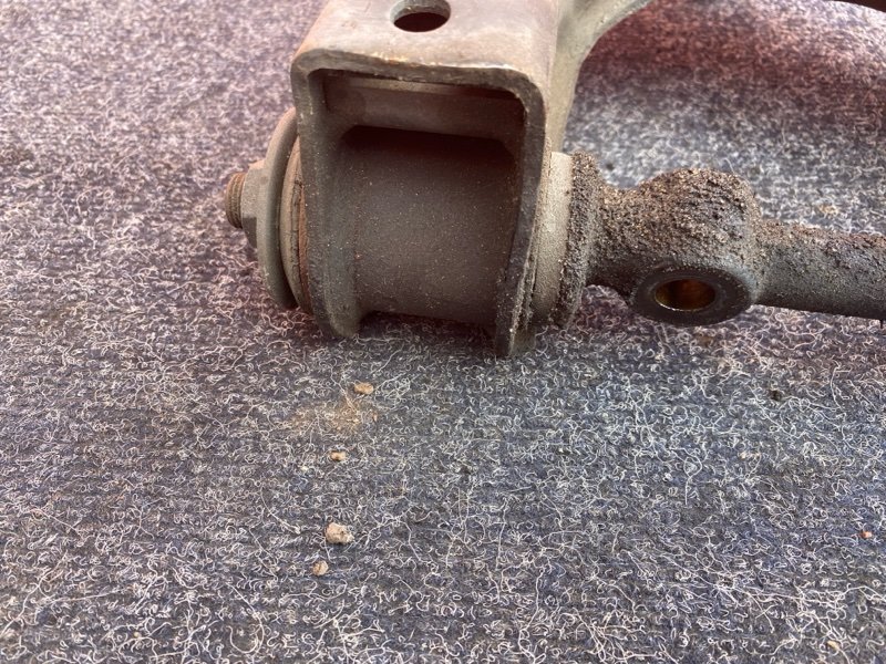 Рычаг подвески верхний, 2300 рублей, Солонцы