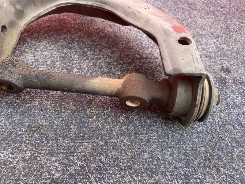 Рычаг подвески верхний, 2300 рублей, Солонцы