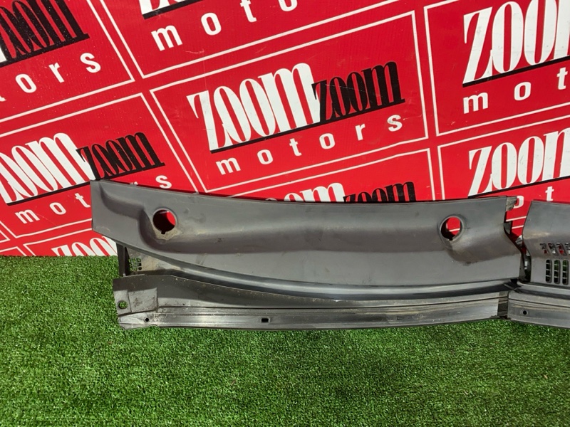 Решетка под лобовое стекло, 1000 рублей, Красноярск