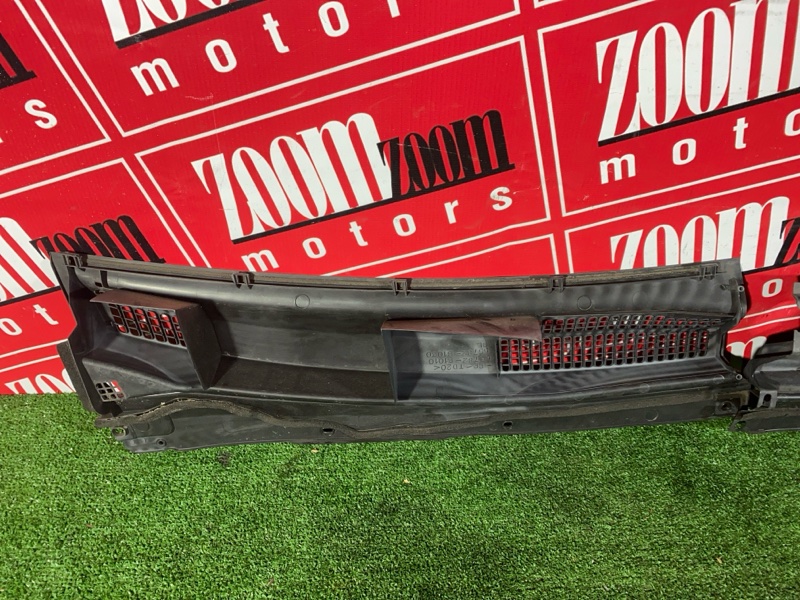 Решетка под лобовое стекло, 1000 рублей, Красноярск