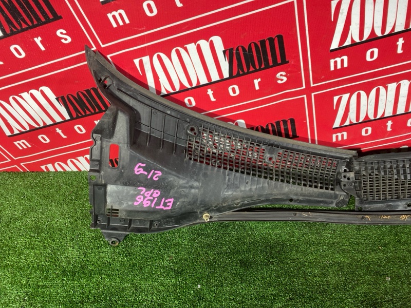 Решетка под лобовое стекло, 1000 рублей, Красноярск