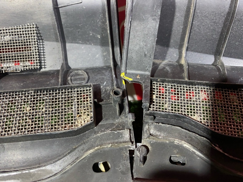 Решетка под лобовое стекло, 1300 рублей, Красноярск