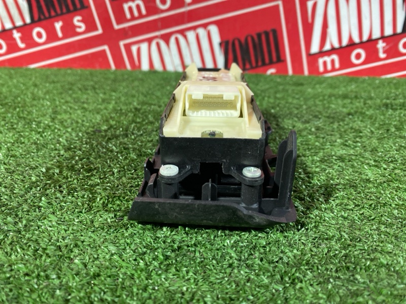 Блок управления стеклоподъемниками, 500 рублей, Красноярск