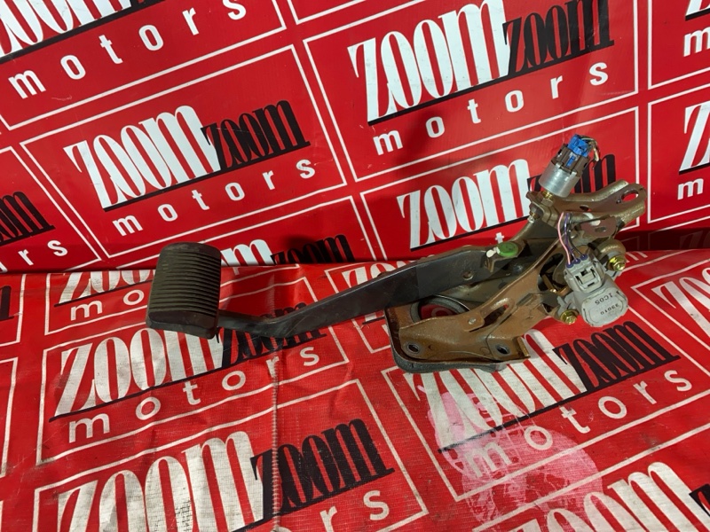 Педаль тормоза, 1000 рублей, Солонцы