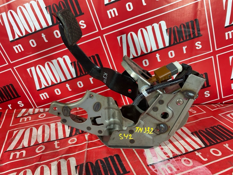 Педаль тормоза, 1000 рублей, Солонцы