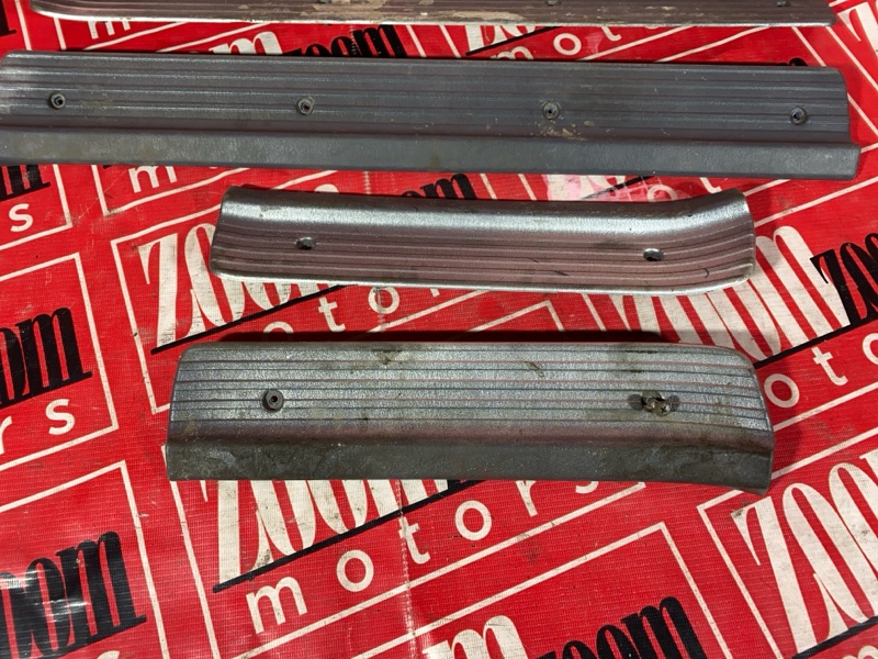 Накладка на порог салона, 3500 рублей, Солонцы