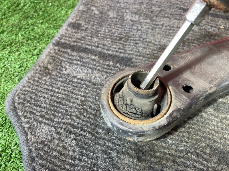 Рычаг подвески нижний, 1200 рублей, Солонцы