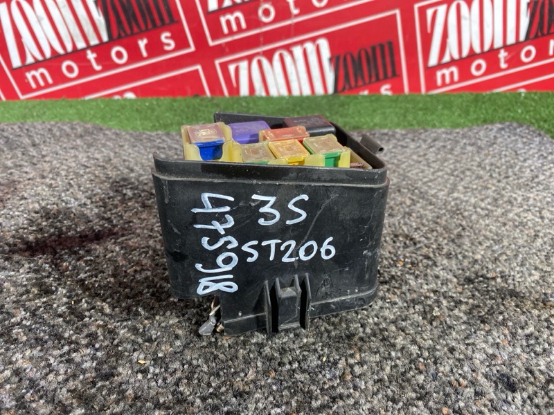 Блок реле и предохранителей, 1000 рублей, Красноярск