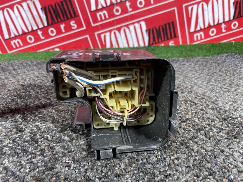 Блок реле и предохранителей, 1000 рублей, Красноярск