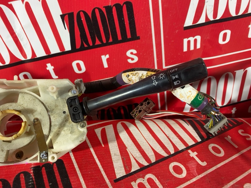 Переключатели подрулевые, 1000 рублей, Красноярск