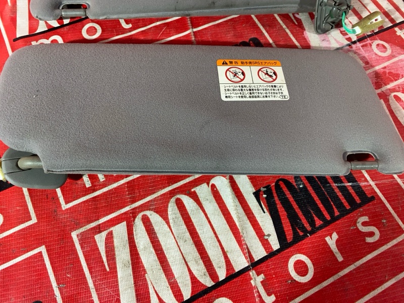 Солнцезащитный козырек, 1000 рублей, Красноярск