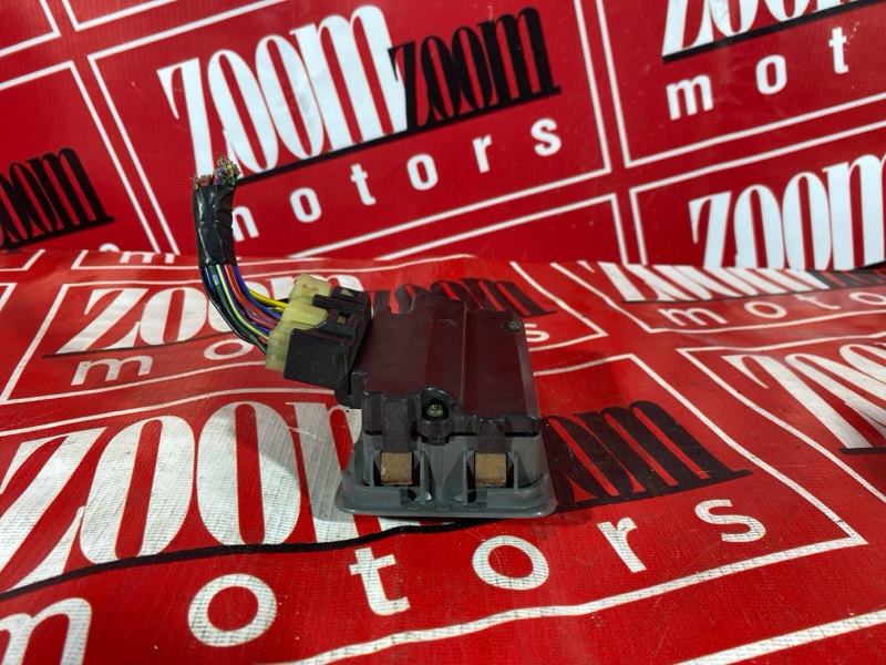 Блок управления стеклоподъемниками, 1000 рублей, Красноярск