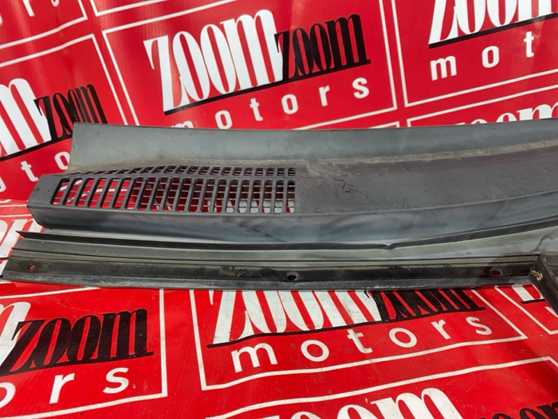 Решетка под лобовое стекло, 1000 рублей, Красноярск