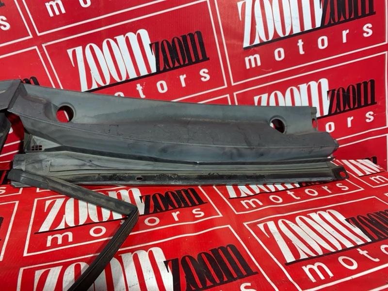 Решетка под лобовое стекло, 1000 рублей, Красноярск