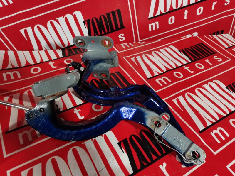 Кронштейн двери, 2900 рублей, Красноярск