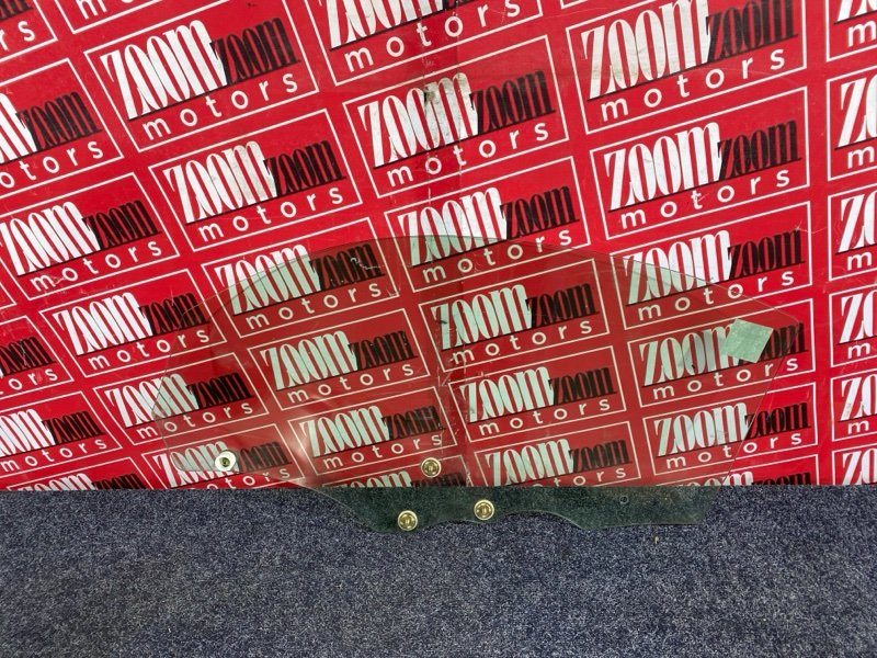 Стекло боковое, 9100 рублей, Красноярск