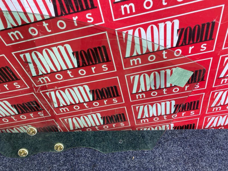 Стекло боковое, 9100 рублей, Красноярск