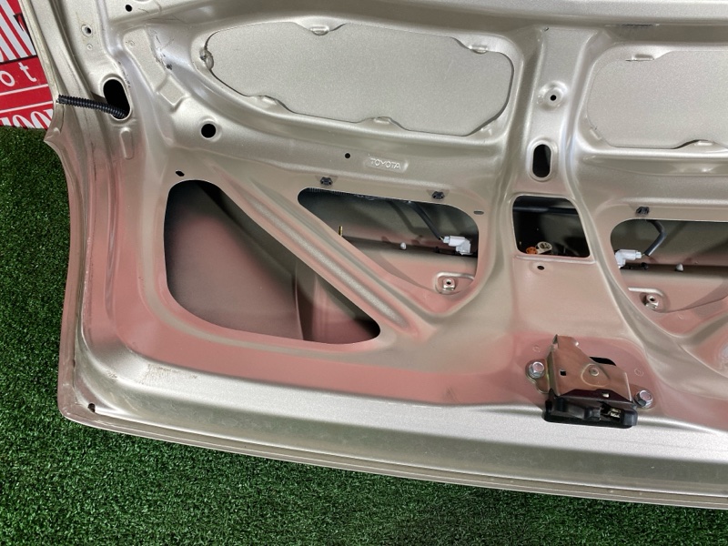 Крышка багажника, 1900 рублей, Красноярск