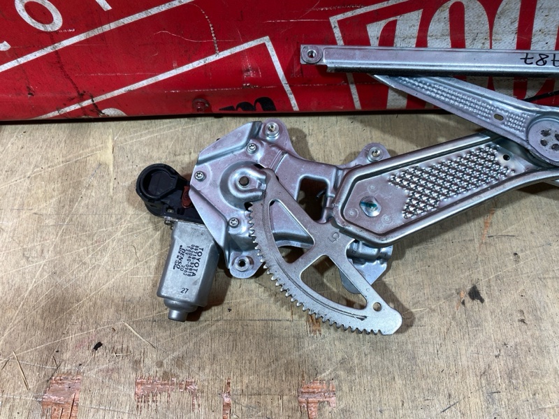 Стеклоподъемник, 3800 рублей, Солонцы