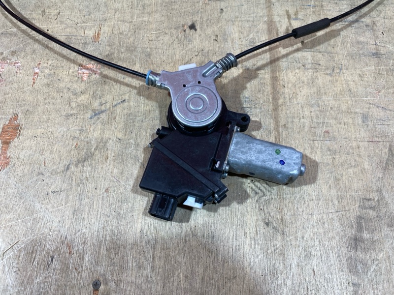 Стеклоподъемник, 1900 рублей, Солонцы