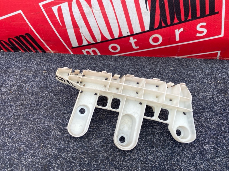 Кронштейн бампера, 500 рублей, Солонцы