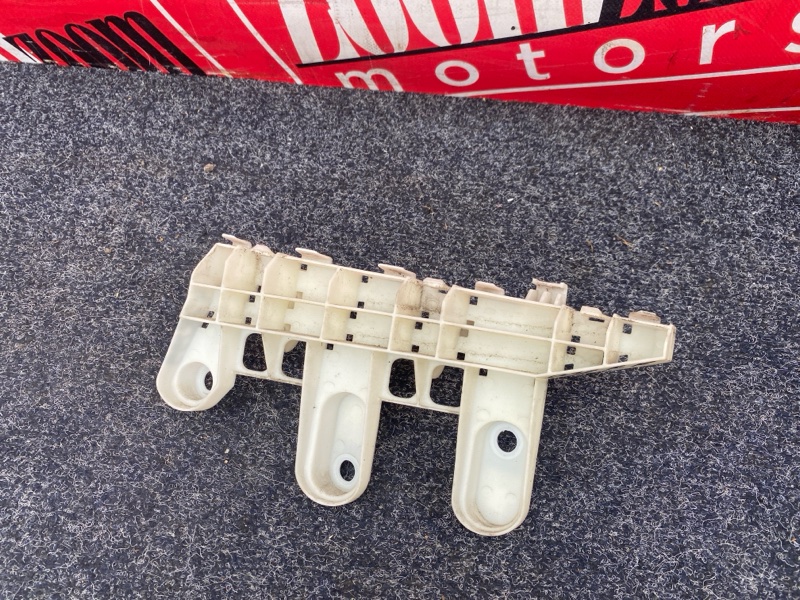 Кронштейн бампера, 500 рублей, Солонцы