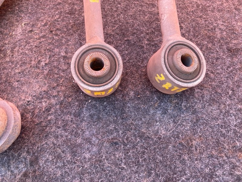 Рычаг подвески верхний, 3700 рублей, Солонцы